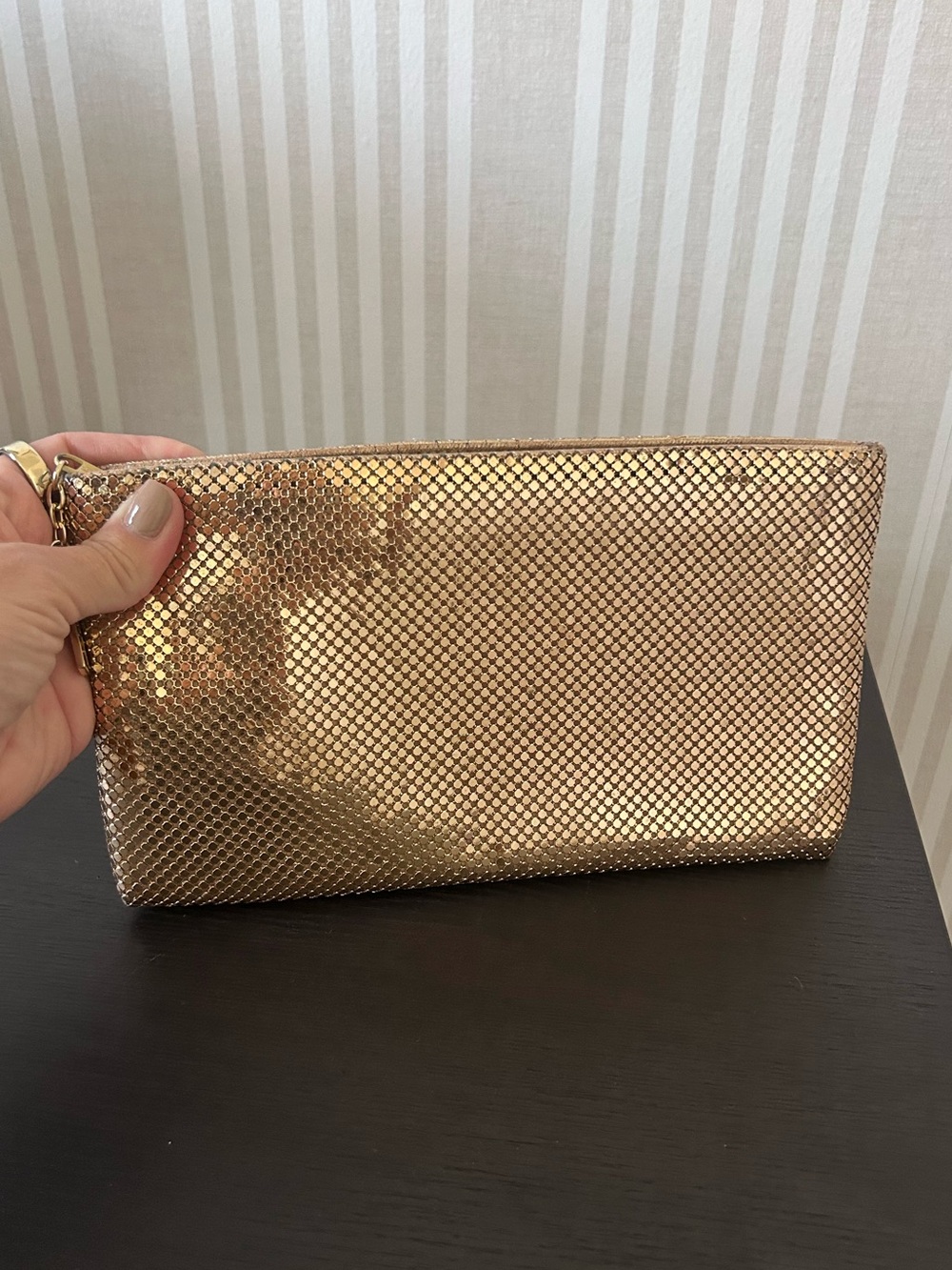 Vintage Whiting & Davis Gold Mesh Evening Bag Clutch Purse Prom Wedding - Picture 3 of 8